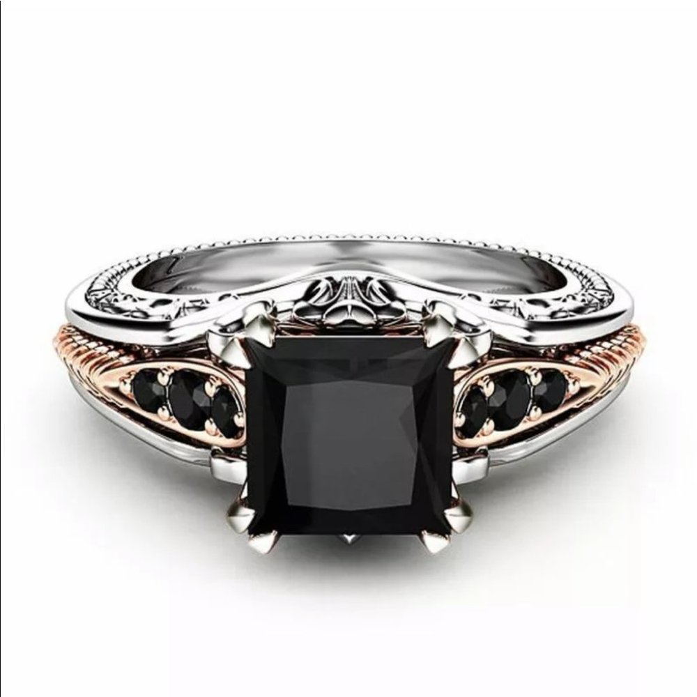New Gorgeous 925 Silver 2.10ct Cubic Zirconia Ring